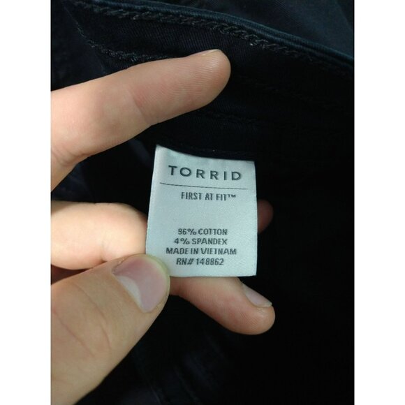 Torrid Jeans Womens 26 Black Crop Aviator Skinny Twill Mid Rise Pants Stretch - Picture 7 of 9
